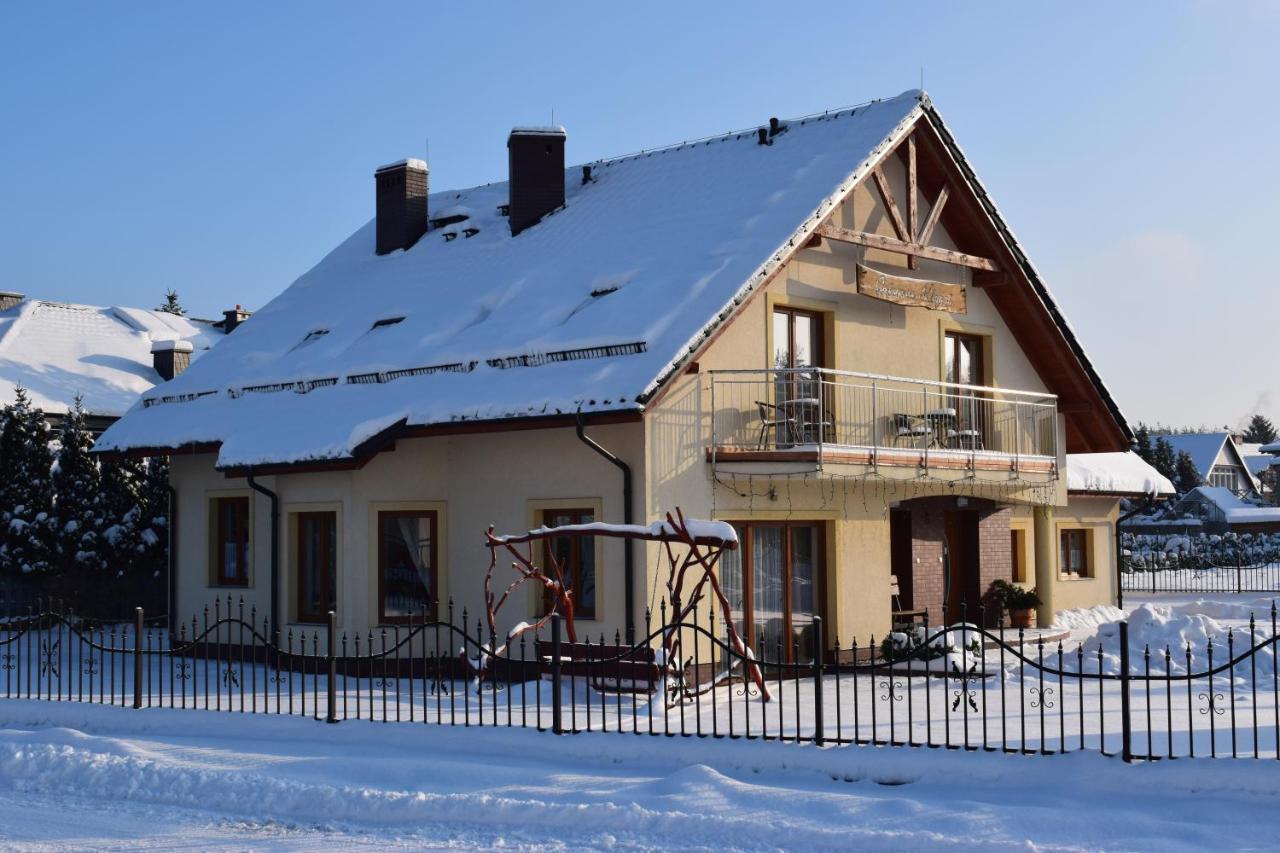 Gosciniec Klejnot Hotel Borowo Exterior photo